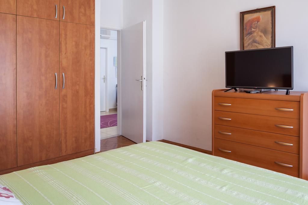 Apartment Nevia Makarska Bilik gambar